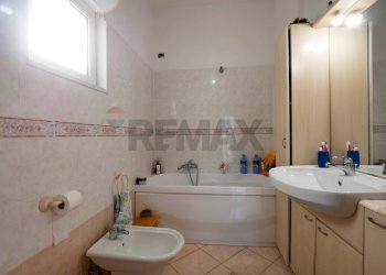 Bagno - Quadrilocale Via Generale Armando Diaz
 
29/B, Sammichele di Bari - foto 13