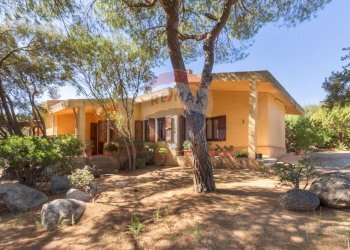 L\'ESTERNO - Villa Via dei Faggi
 
34, Quartu Sant'Elena - foto 2