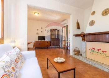 Soggiorno - Villa Via dei Faggi
 
34, Quartu Sant'Elena - foto 3