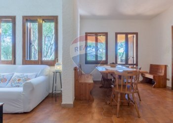 Sala da pranzo - Villa Via dei Faggi
 
34, Quartu Sant'Elena - foto 12