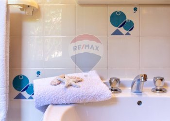 Bagno - Villa Via dei Faggi
 
34, Quartu Sant'Elena - foto 22