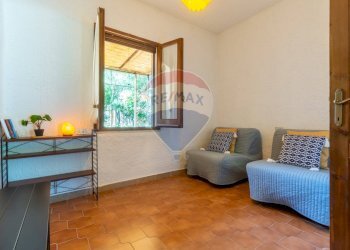 Soggiorno - Villa Via dei Faggi
 
34, Quartu Sant'Elena - foto 27