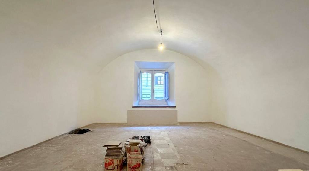 Camera da letto - Shop piazza Venezia, 5, Roma (neighborhood Centro Storico) - photo 1