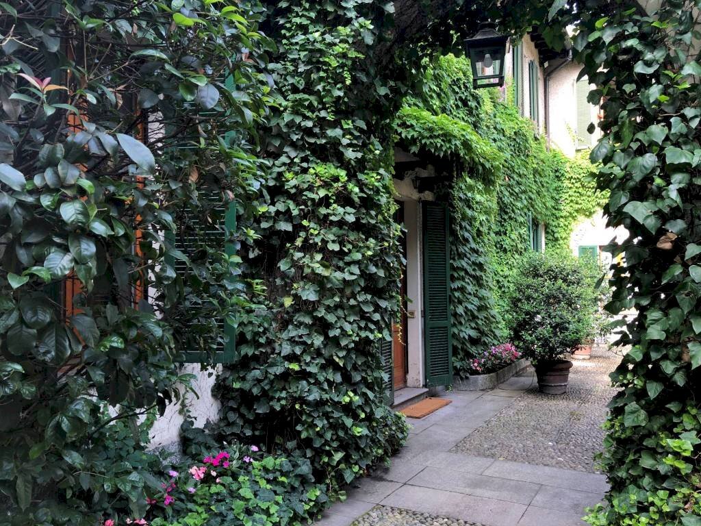 Cortile interno - Office viale San Michele del Carso, Milano (neighborhood San Vittore) - photo 1