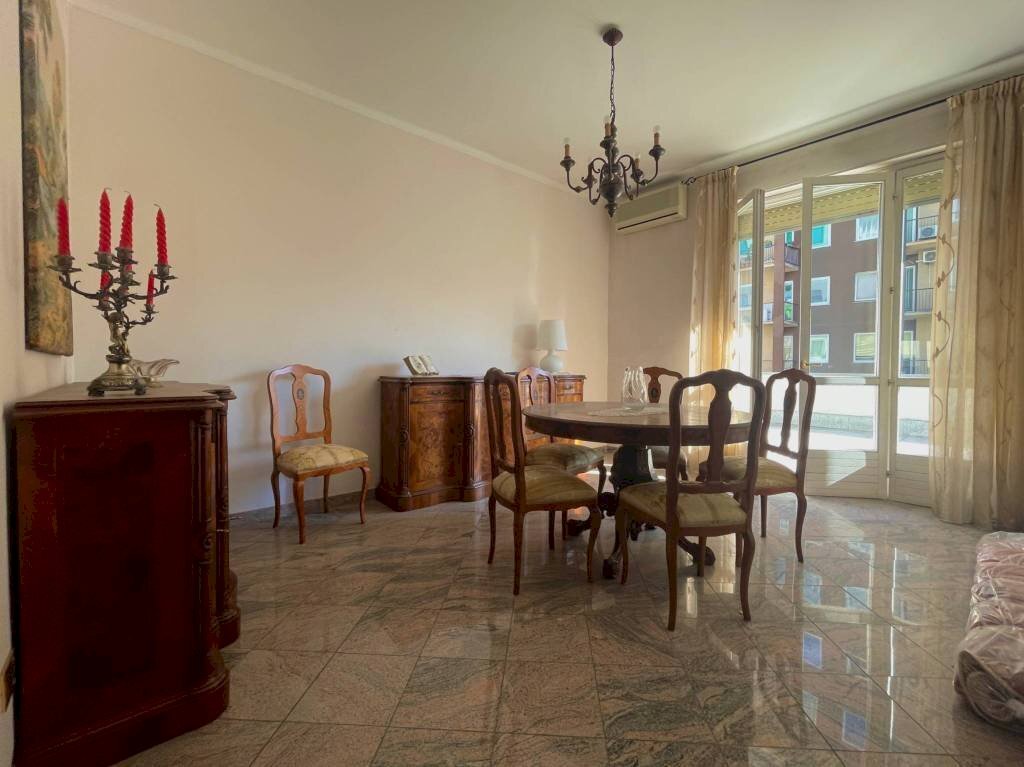 Salone - Quadrilocale via Piave, Alessandria - foto 1