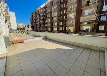 Terrazzo - Bilocale via Piave, Alessandria - foto 2