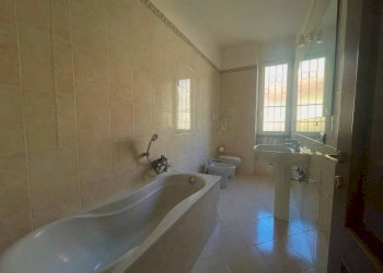 Bagno - Bilocale via Piave, Alessandria - foto 4