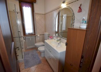 Bagno - Trilocale via Re Umberto, Montegrosso d'Asti - foto 9