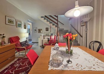 Sala da pranzo - Villa via Salandri, Casale Monferrato - photo 8