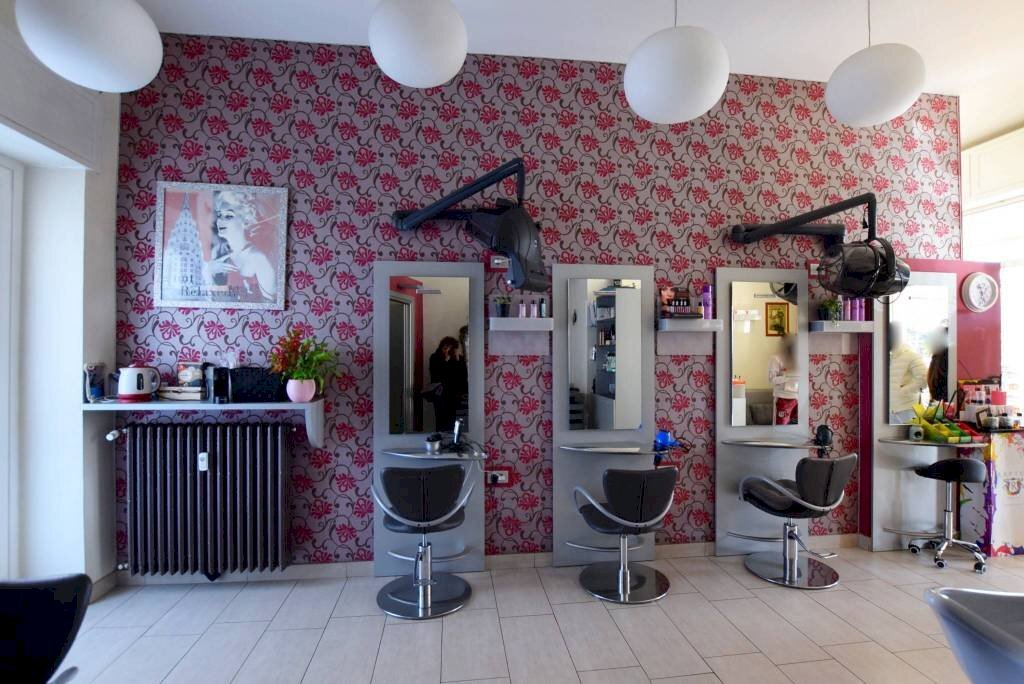 Interno non residenziale - Male - Female Hairdressers corso Europa, Mondovì - photo 2