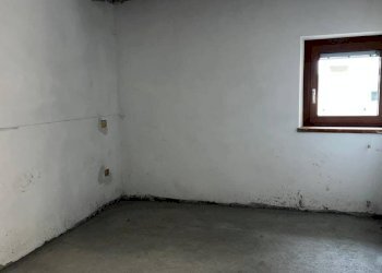 Stanza non arredata - Trilocale Località Capoluogo, 167, Charvensod - foto 6