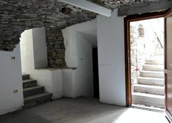 Camera da letto - Trilocale Località Capoluogo, 167, Charvensod - foto 10