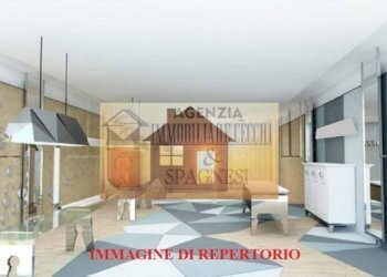 Interno palazzo - Negozio viale Alessandro Guidoni, Firenze (zona Santa Maria Novella) - foto 7