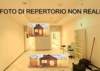 Interno non residenziale - Negozio viale Alessandro Guidoni, Firenze (zona Santa Maria Novella) - foto 18