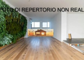 Stanza non arredata - Negozio viale Alessandro Guidoni, Firenze (zona Santa Maria Novella) - foto 24