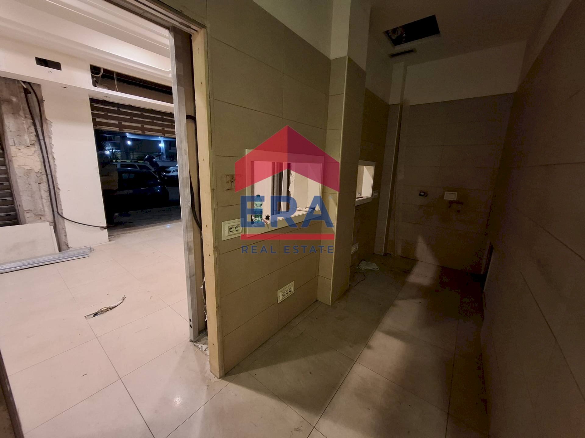 RETRO NEGOZIO - Locale Commerciale Via Acqua Donzella, Roma - foto 3