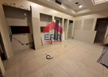 AMBIENTE LIVELLO STRADA - Commercial Premises Via Acqua Donzella, Roma - photo 2