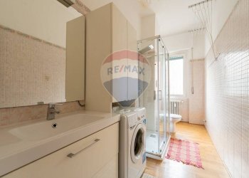 Bagno - Bilocale VIA LORENTEGGIO
 
203, Milano - foto 15