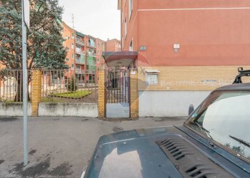 Edificio all\'aperto - Bilocale VIA LORENTEGGIO
 
203, Milano - foto 16