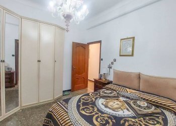 Camera da letto - Trilocale corso Monte Grappa, Genova (zona San Fruttuoso) - foto 16