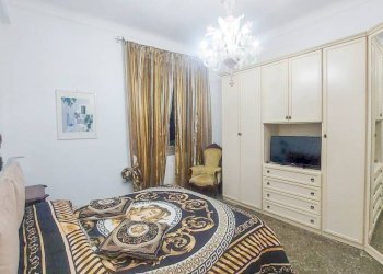 Camera da letto - Trilocale corso Monte Grappa, Genova (zona San Fruttuoso) - foto 17