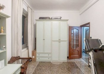 Camera da letto - Trilocale corso Monte Grappa, Genova (zona San Fruttuoso) - foto 19