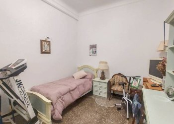 Camera da letto - Trilocale corso Monte Grappa, Genova (zona San Fruttuoso) - foto 21