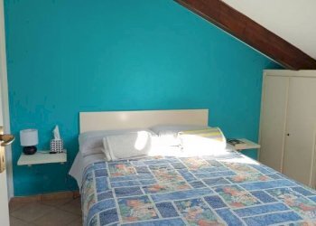 Camera da letto - Bilocale via Savoia, 3, Pinerolo - foto 11