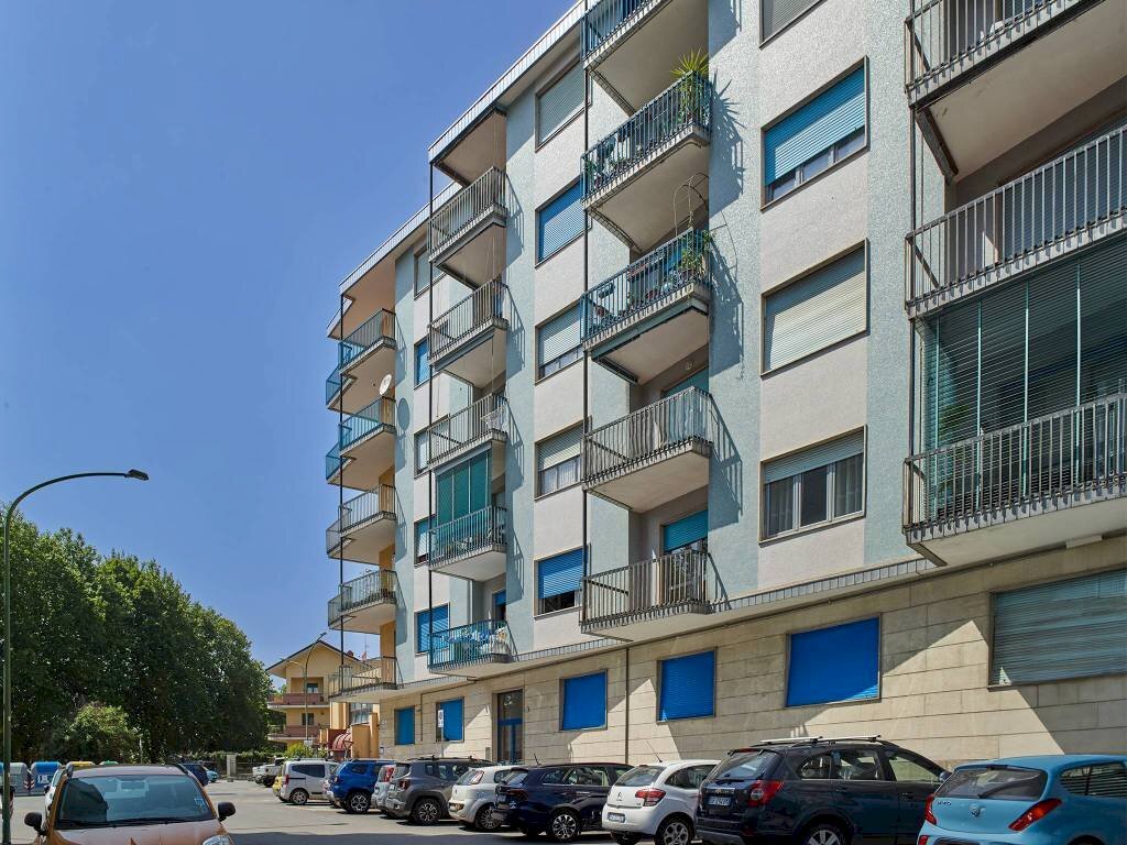 Facciata - Appartamento via Benedetto Croce, 1, Pinerolo - foto 2