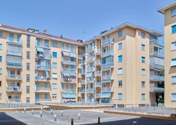 Facciata - Appartamento via Benedetto Croce, 1, Pinerolo - foto 3