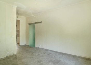 Cucina - Appartamento via Benedetto Croce, 1, Pinerolo - foto 13