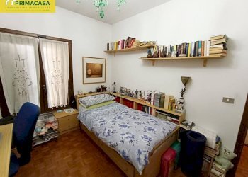 Camera da letto - Villa a Schiera via Giuseppe Mazzini, 3, Scorzè - foto 17