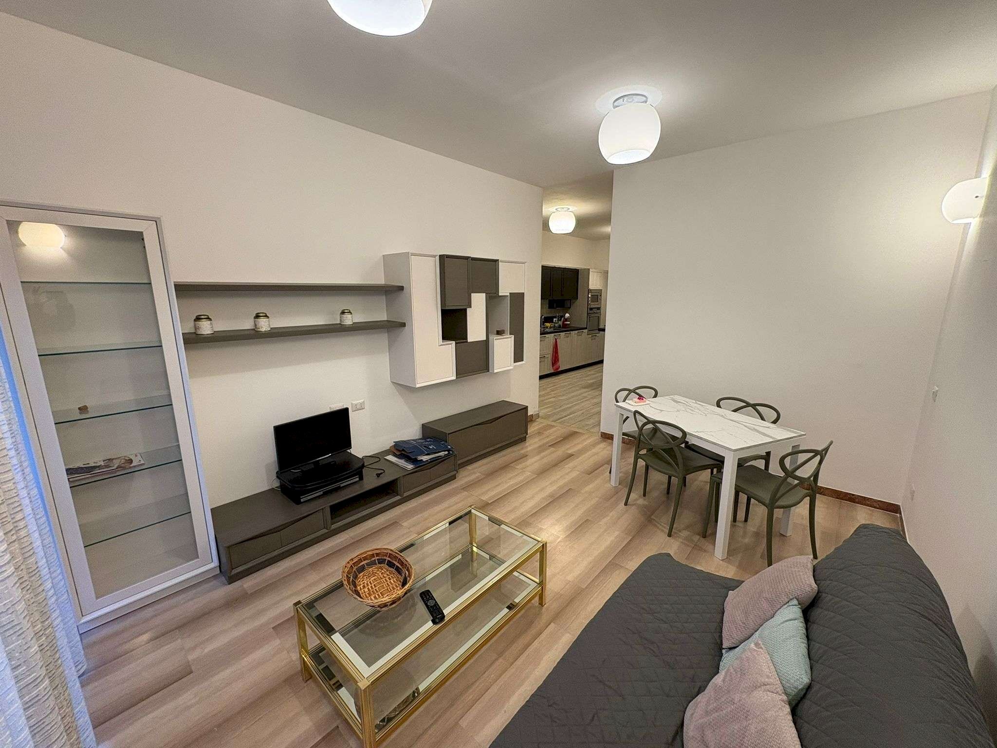 417390e9-9454-40ea-adb6-7cc5a3d3eea3 - Three-room apartment via Borsi, Milano - photo 1