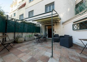 Cortile interno - Bilocale via Paolo Frisi, Roma - foto 23