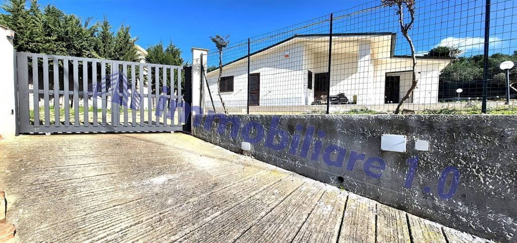 Cortile interno - Villa SS113, Alcamo - photo 2