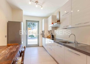 Cucina - Villa via Pesio, Corneliano d'Alba - foto 3