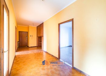 Trilocale Carmagnola - foto 3