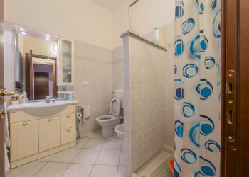 Porzione di casa Asti - foto 2