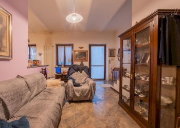 Porzione di casa Asti - foto 8