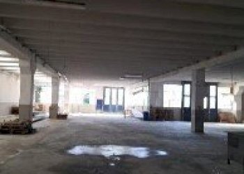 6.jpg - Locale Commerciale Piazza Marconi 4, Gozzano - foto 5