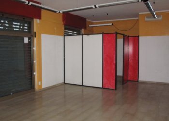 4.png - Locale Commerciale Via Fratelli Canepa 48D, Serra Riccò - foto 2