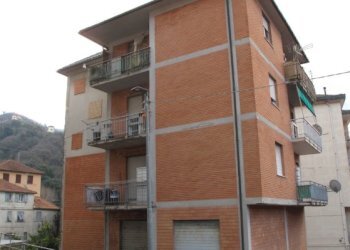 2.png - Locale Commerciale Via Alessandro Magnasco 1, Serra Riccò - foto 4