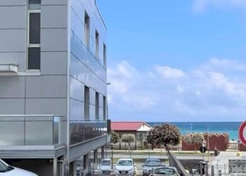 WhatsApp Image 2025-12-11 at 16.47.26.jpeg - Office Strada Statale 1 3, Vado Ligure - photo 3