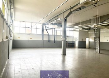 WhatsApp Image 2025-12-10 at 11.04.15 (3).jpeg - Laboratorio Via A. Meucci, Bagno a Ripoli - foto 4