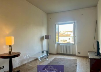 WhatsApp Image 2025-12-10 at 12.06.39 (6).jpeg - Appartamento Lungarno Vespucci, Firenze (zona Santa Maria Novella) - foto 1