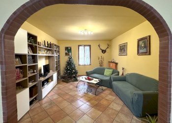 sala - Appartamento Via del Bisenzio, Vernio - foto 1