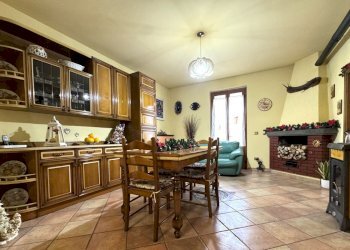 cucina - Appartamento Via del Bisenzio, Vernio - foto 8