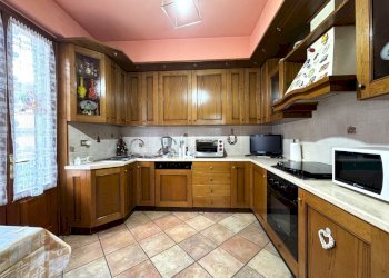 cucina - Appartamento Via del Bisenzio, Vernio - foto 10