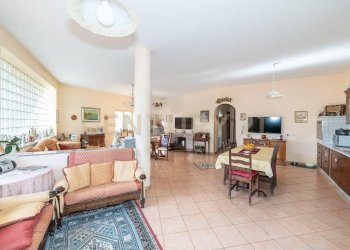 WhatsApp Image 2025-12-04 at 12.54.52 (11).jpeg - Villa via salaria 5, San Giovanni la Punta - photo 11