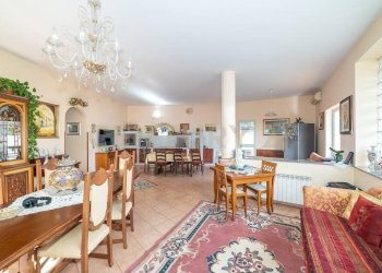 WhatsApp Image 2025-12-04 at 12.54.53 (4).jpeg - Villa via salaria 5, San Giovanni la Punta - photo 15